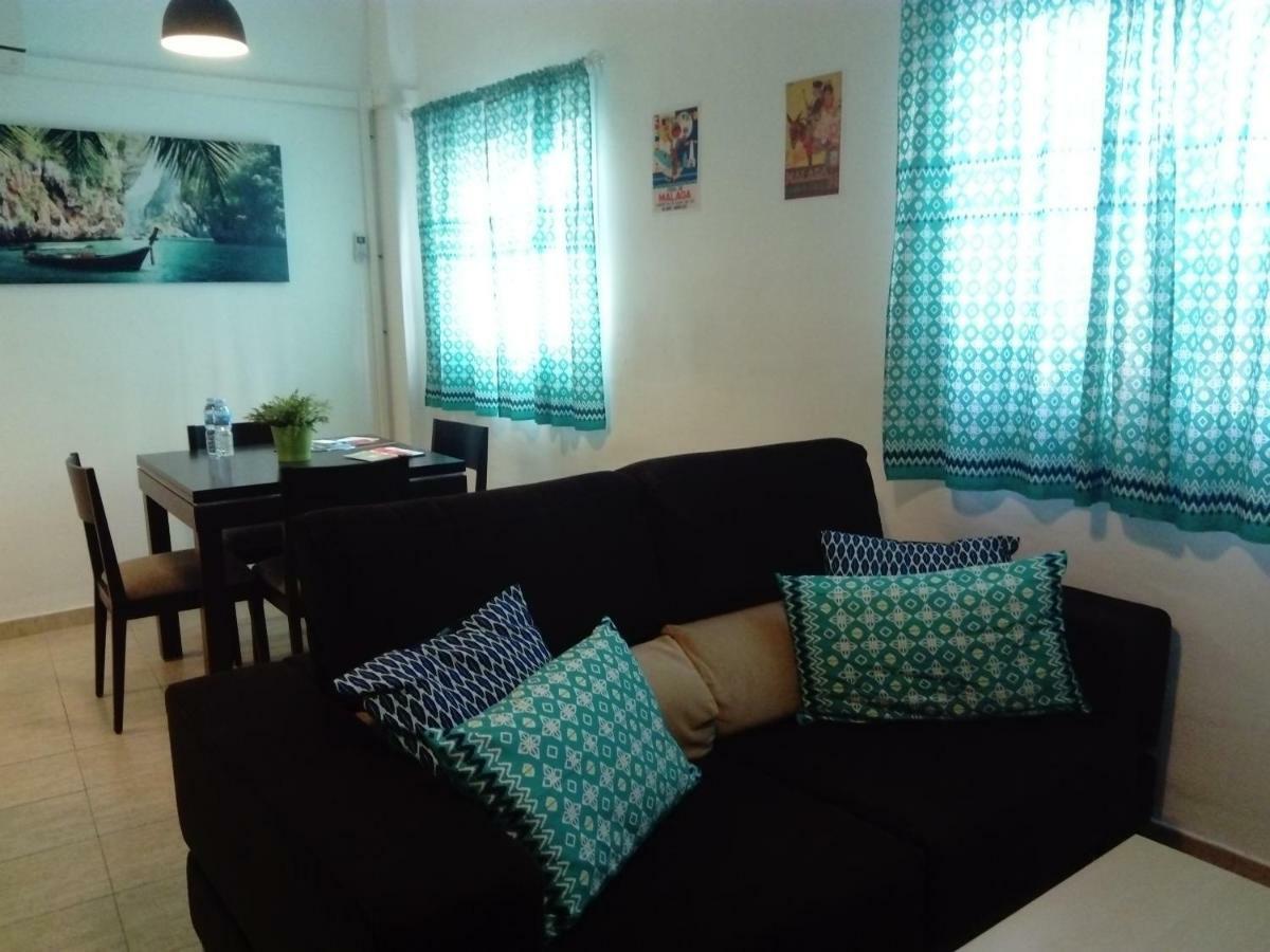 Apartamento Dos Aceras Малага Экстерьер фото